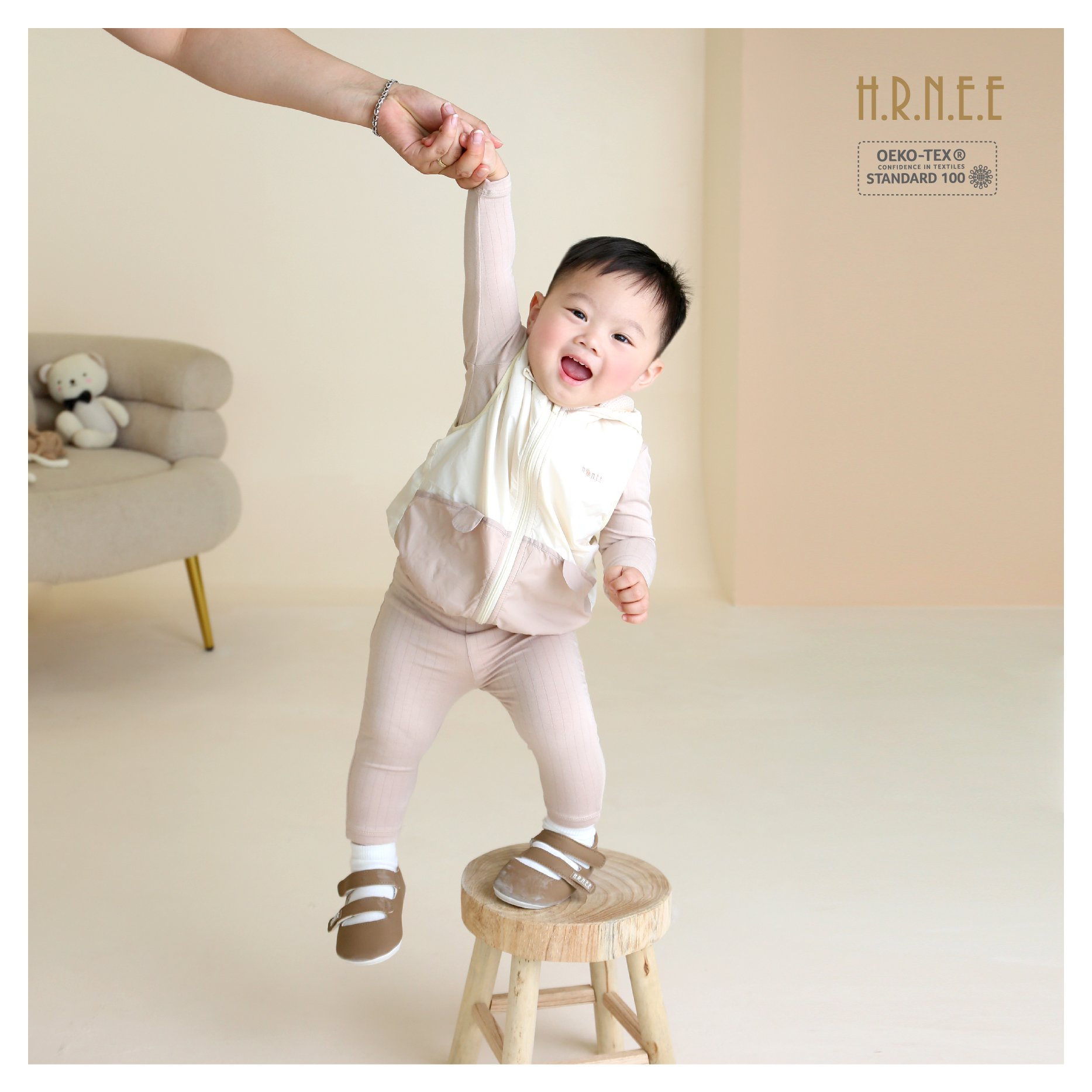 z5700978750365_46d3710310174bef3389a84168617c4b