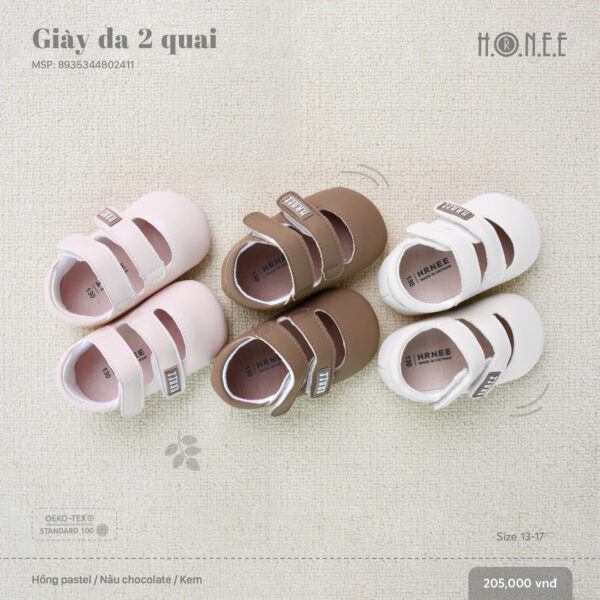 Two-strap leather shoes for kids